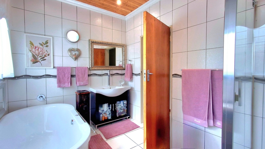 4 Bedroom Property for Sale in Sasolburg Ext 23 Free State